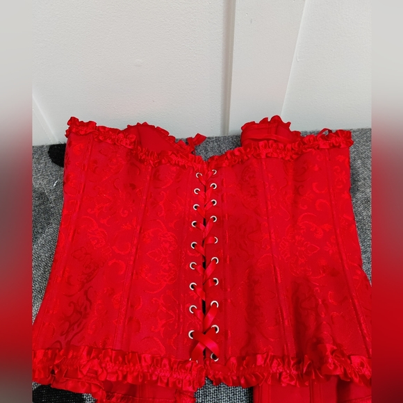 Red Satin Vintage Style Corset - LG - Picture 2 of 12